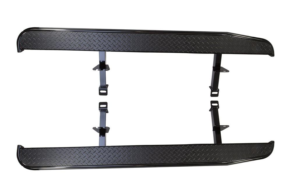 Safari Engineering Land Rover Specialist Hampshire Eversley – Side Steps With Chequer Plate All Black to fit Range Rover L322 - Bearmach BA8907