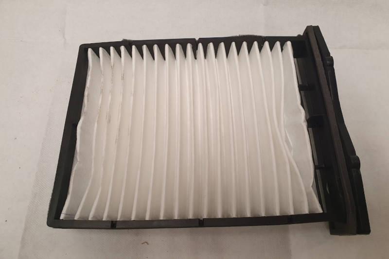 Safari Engineering Land Rover Specialist Hampshire Eversley - Pollen Filter - Freelander 1 - Britpart LR029773