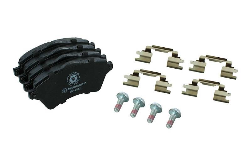 Safari Engineering Land Rover Specialist Hampshire – Front Brake Pad Set With Fitting Kit Offside & Nearside Freelander 1 - Bearmach LR021899BM