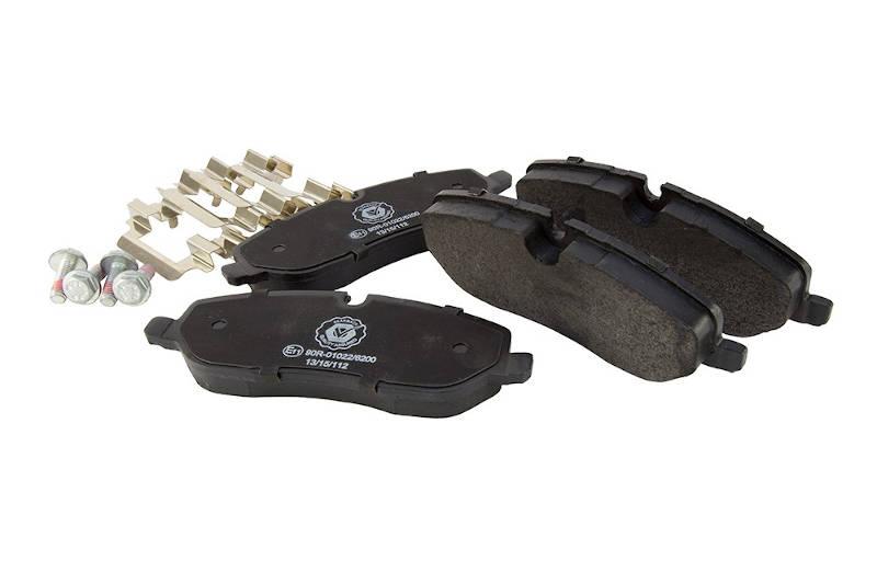 Safari Engineering Land Rover Specialist Hampshire – Front Brake Pad Set & Fitting Kit - Discovery & Range Rover - Bearmach LR019618BM