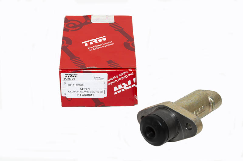 Safari Engineering Land Rover Specialist Hampshire Eversley – Clutch Slave Cylinder to fit Defender 90 & Defender 110 TD5 and TDI FTC5202T