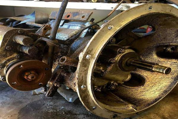Land Rover Series 2 Engine & Gearbox Rebuild and Overhaul