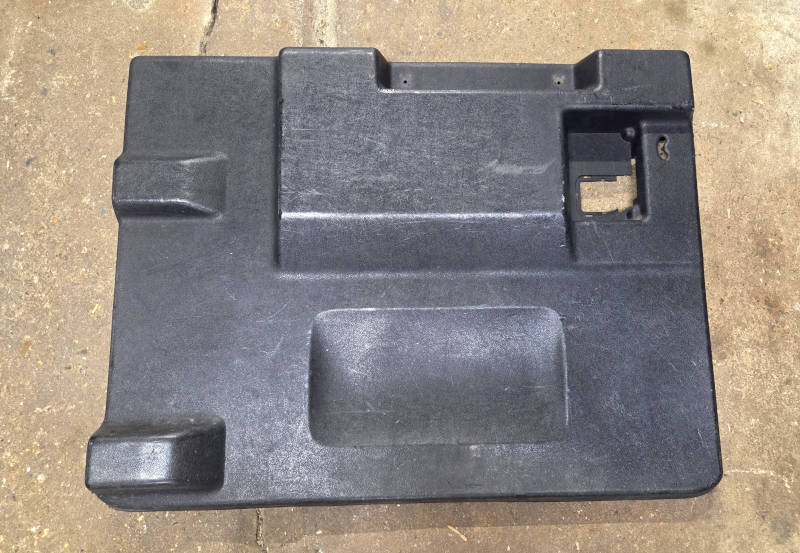 Safari Engineering Land Rover Specialist Hampshire Eversley Black Rear Tailgate Door Card - Defender SAF-SH-LR033980