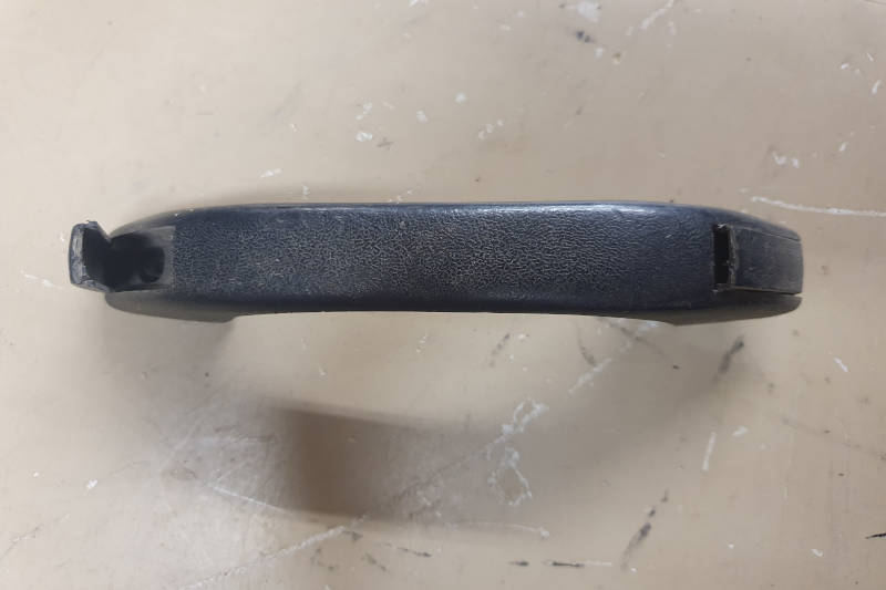 Safari Engineering Land Rover Specialist Hampshire Eversley – Inner Door Grab Handle - Front & Rear - Defender 90 Defender 110 - Y00451PMA